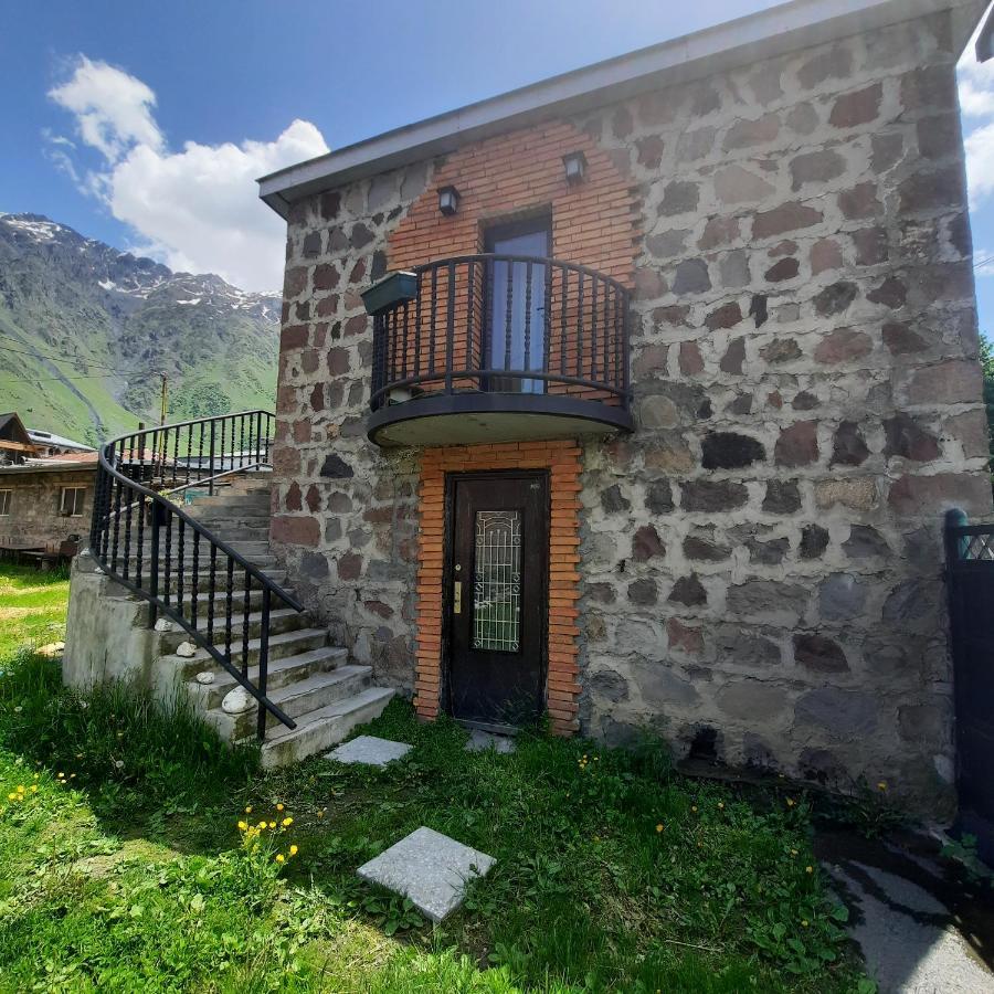 Bana Hotel Kazbegi Bagian luar foto