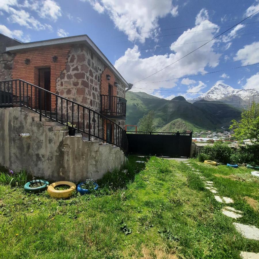 Bana Hotel Kazbegi Bagian luar foto