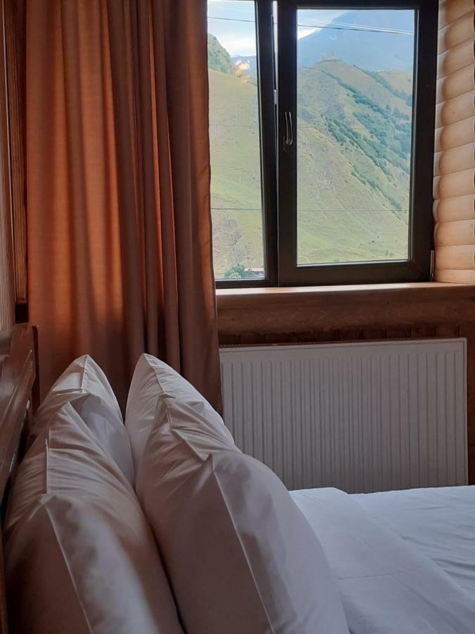 Bana Hotel Kazbegi Bagian luar foto
