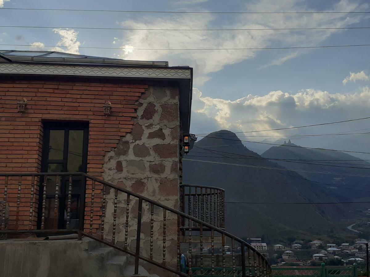 Bana Hotel Kazbegi Bagian luar foto